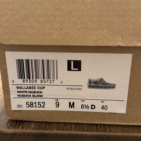 RARE - NWT Clarks Wallabee Cup White Nubuck WOMEN'S US 9 - SOLD OUT Chunky Crepe - Picture 15 of 16